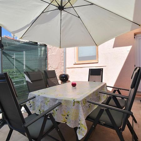 City Centre Apartment With Terrace 2 Pola Esterno foto